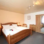 Guest house Schoell 3*