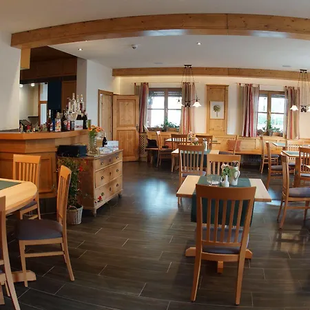 Schoell Pensjonat 3*