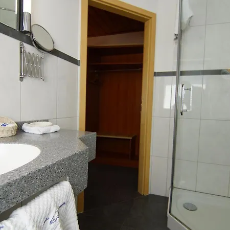 Pensjonat Schoell 3*