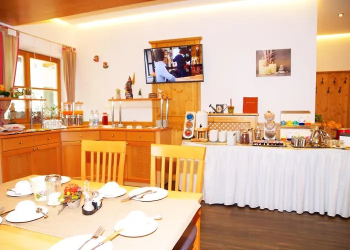 Guest house Schoell 3*
